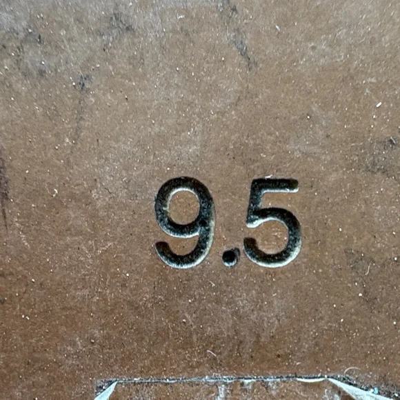 Madewell Brown Slides - Picture 3 of 5